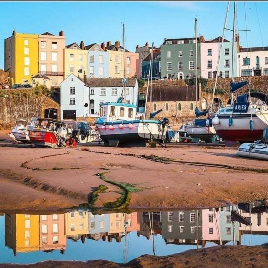 Sea Crest, Beautiful Home In Tenby With Sea Views Eksteriør billede