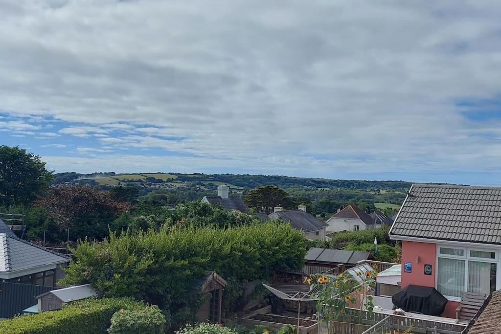 Sea Crest, Beautiful Home In Tenby With Sea Views Eksteriør billede